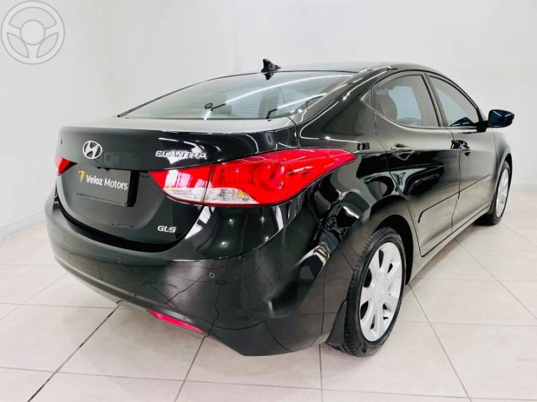 HYUNDAI - ELANTRA 2.0 GLS 16V FLEX 4P AUTOMÁTICO - 2012/2013 - PRETA - R$ 63.900,00