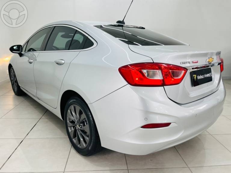 CHEVROLET - CRUZE 1.4 TURBO LTZ 16V FLEX 4P AUTOMÁTICO - 2016/2017 - PRATA - R$ 84.990,00