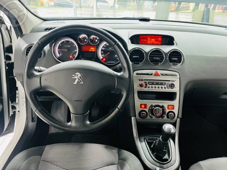 PEUGEOT - 308 1.6 ALLURE 16V FLEX 4P MANUAL - 2012/2013 - BRANCA - R$ 39.990,00