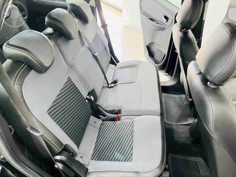 CHEVROLET - SPIN 1.8 8V ACTIV7 FLEX 5P AUTOMÁTICO - 2019/2020 - PRETA - R$ 84.900,00