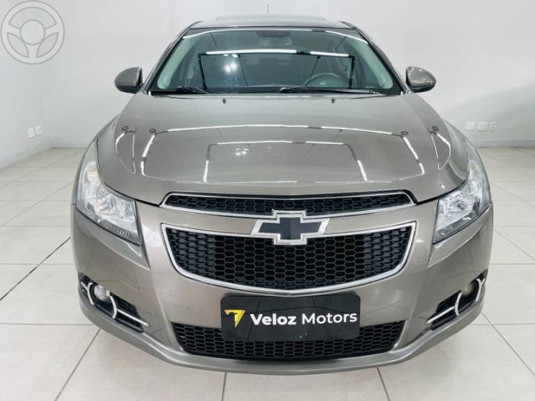CHEVROLET - CRUZE 1.8 LTZ SPORT6 16V FLEX 4P AUTOMÁTICO - 2014/2014 - CINZA - R$ 72.900,00