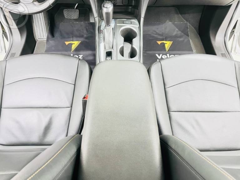 CHEVROLET - EQUINOX 2.0 16V TURBO LT AUTOMÁTICO - 2018/2018 - PRATA - R$ 109.900,00