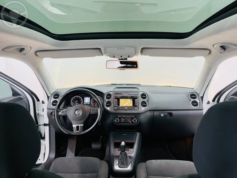 VOLKSWAGEN - TIGUAN 2.0 TSI 16V TURBO 4P TIPTRONIC - 2013/2013 - BRANCA - R$ 66.900,00