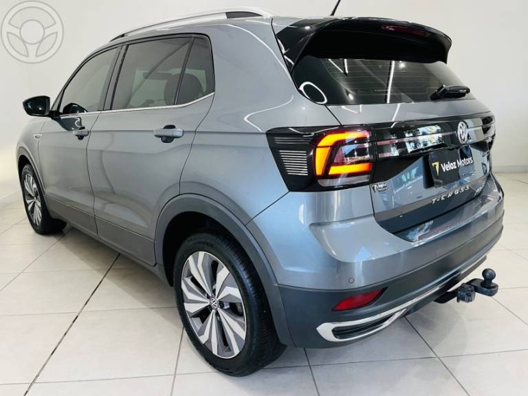 VOLKSWAGEN - T-CROSS 1.4 HIGHLINE TSI 16V FLEX 4P AUTOMÁTICO - 2019/2020 - CINZA - R$ 108.900,00