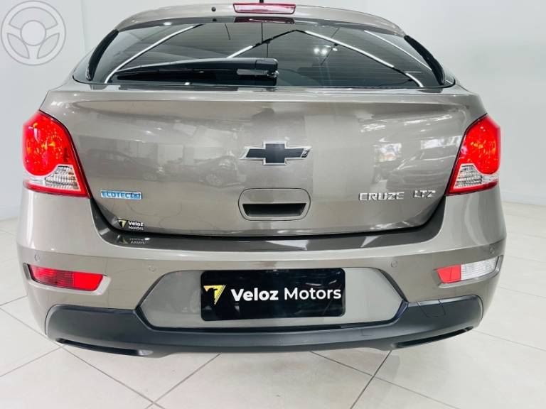 CHEVROLET - CRUZE 1.8 LTZ SPORT6 16V FLEX 4P AUTOMÁTICO - 2014/2014 - CINZA - R$ 72.900,00