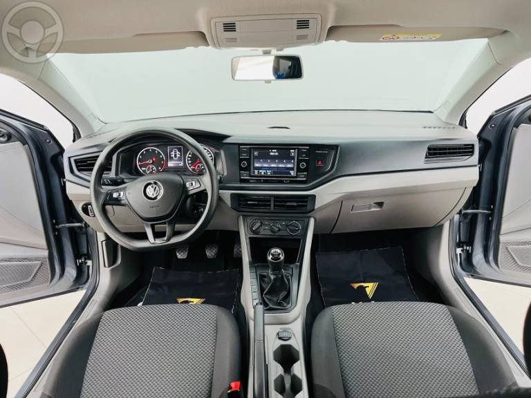 VOLKSWAGEN - POLO 1.6 MSI TOTAL FLEX MANUAL - 2018/2018 - CINZA - R$ 67.800,00