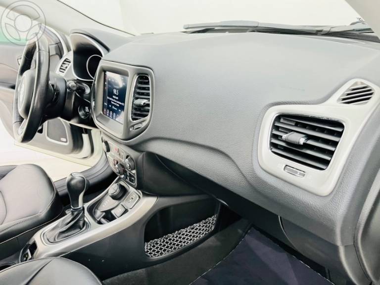 JEEP - COMPASS 2.0 16V DIESEL LONGITUDE 4X4 AUTOMÁTICO - 2019/2019 - BRANCA - R$ 114.900,00