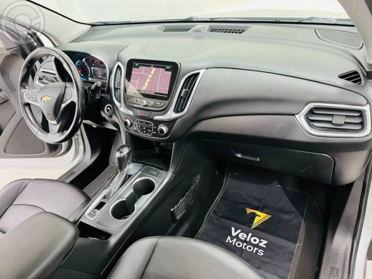 CHEVROLET - EQUINOX 2.0 16V TURBO LT AUTOMÁTICO - 2018/2018 - PRATA - R$ 109.900,00