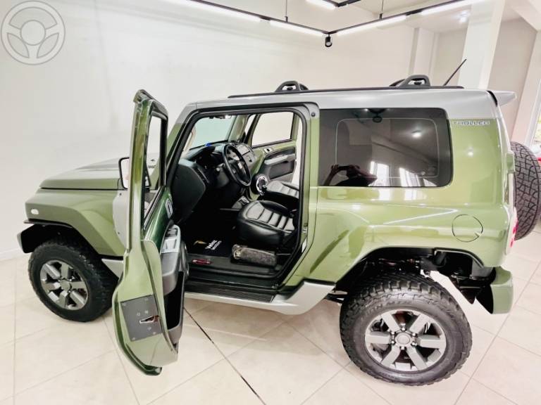 TROLLER - T4 3.2 XLT 4X4 20V TURBO INTERCOOLER DIESEL 2P MANUAL - 2015/2015 - VERDE - R$ 168.900,00