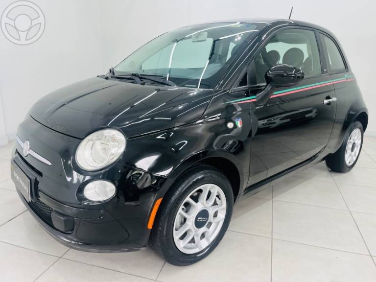 FIAT - 500 1.4 CULT 8V FLEX 2P MANUAL - 2011/2012 - PRETA - R$ 43.990,00