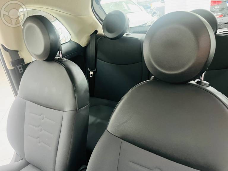 FIAT - 500 1.4 CULT 8V FLEX 2P MANUAL - 2011/2012 - PRETA - R$ 43.990,00