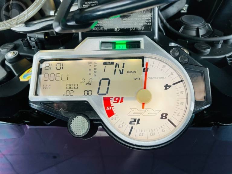 BMW - S 1000 RR - 2014/2015 - PRATA - R$ 69.990,00
