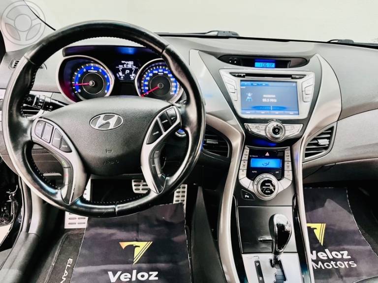 HYUNDAI - ELANTRA 2.0 GLS 16V FLEX 4P AUTOMÁTICO - 2012/2013 - PRETA - R$ 63.900,00