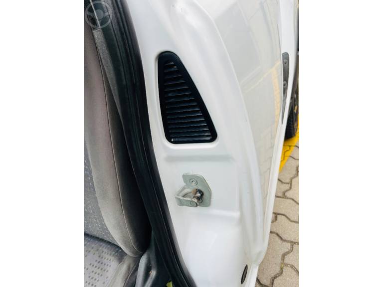 CHEVROLET - MONTANA 1.4 MPFI CONQUEST CS 8V FLEX 2P MANUAL - 2007/2008 - BRANCA - R$ 33.500,00