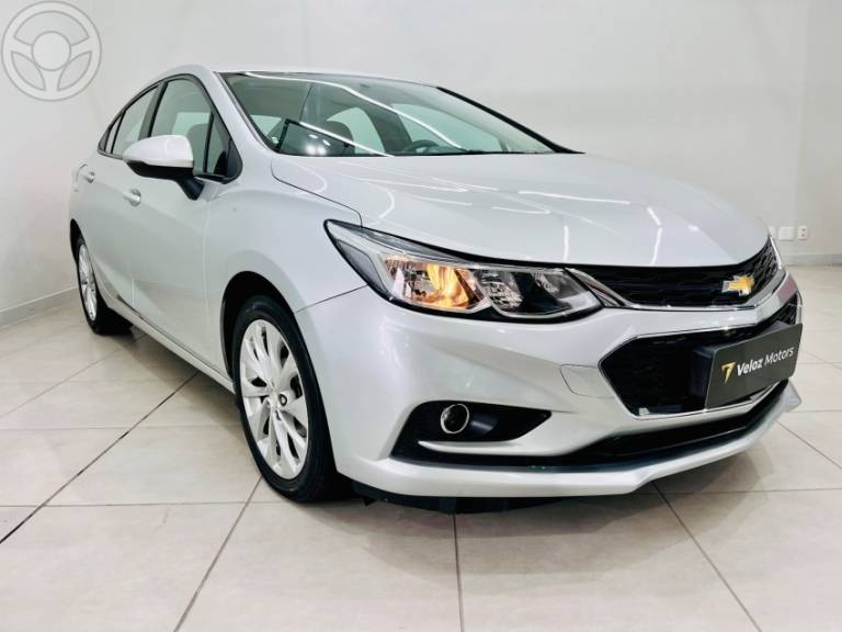 CHEVROLET - CRUZE 1.4 TURBO LT 16V FLEX 4P AUTOMÁTICO - 2018/2018 - PRATA - R$ 86.990,00