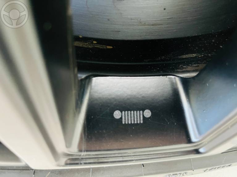 JEEP - COMPASS 2.0 HURRICANE BLACKHAWK 4X4 TURBO 4P AUTOMÁTICO - 2024/2025 - CINZA - R$ 216.900,00