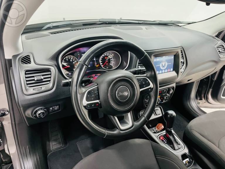 JEEP - COMPASS 2.0 16V FLEX SPORT AUTOMÁTICO - 2020/2021 - CINZA - R$ 99.900,00