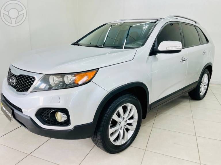 KIA MOTORS - SORENTO 3.5 S.660 V6 4X4 24V 4P AUTOMÁTICO - 2011/2012 - PRATA - R$ 69.990,00