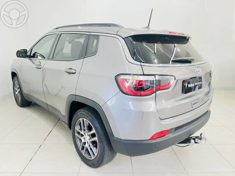JEEP - COMPASS 2.0 16V FLEX SPORT AUTOMÁTICO - 2020/2021 - CINZA - R$ 99.900,00