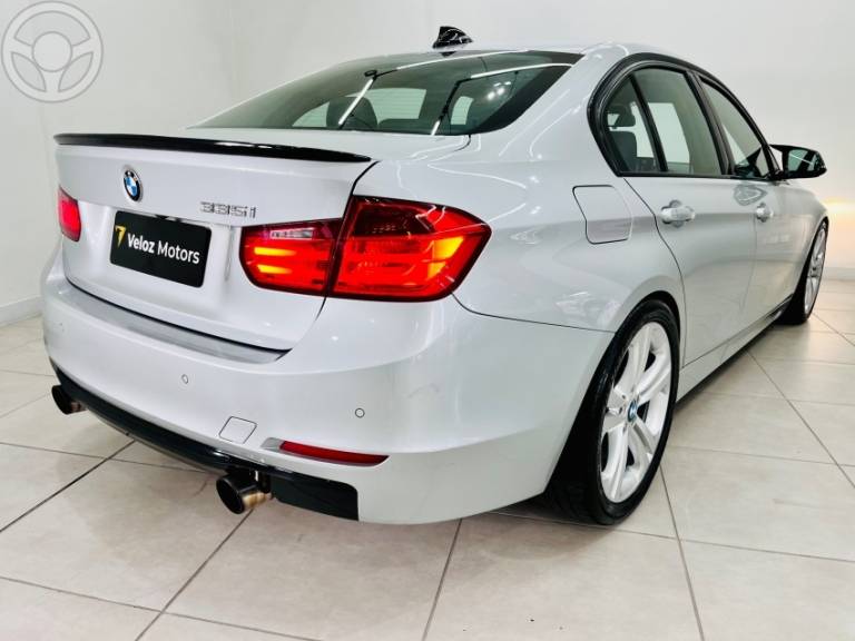 BMW - 335I 3.0 SPORT SEDAN 24V 4P AUTOMÁTICO - 2012/2013 - PRATA - R$ 178.900,00