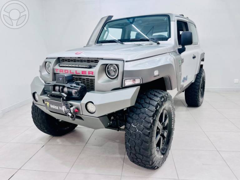 TROLLER - T4 3.2 XLT 4X4 20V TURBO INTERCOOLER DIESEL 2P MANUAL - 2014/2015 - PRATA - R$ 178.900,00