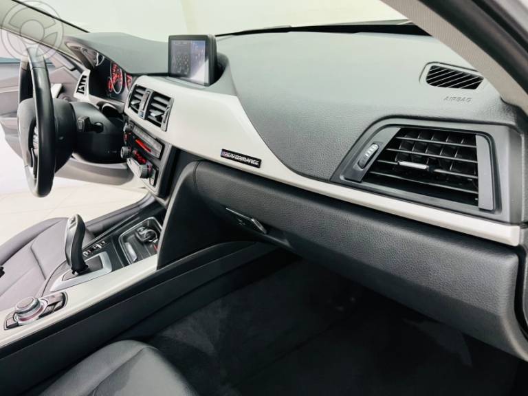 BMW - 320I 2.0 16V TURBO 4P AUTOMÁTICO - 2013/2014 - BRANCA - R$ 94.999,00