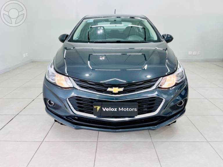 CHEVROLET - CRUZE 1.4 TURBO LT 16V FLEX 4P AUTOMÁTICO - 2018/2019 - CINZA - R$ 92.900,00