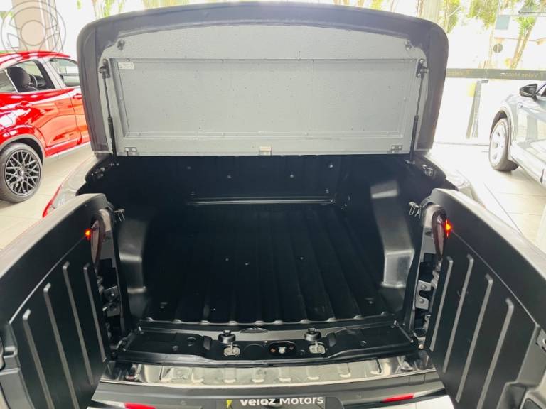 VOLKSWAGEN - TAOS 1.4 16V LAUNCHING TSI FLEX 4P AUTOMÁTICO - 2021/2022 - BEGE - R$ 157.900,00