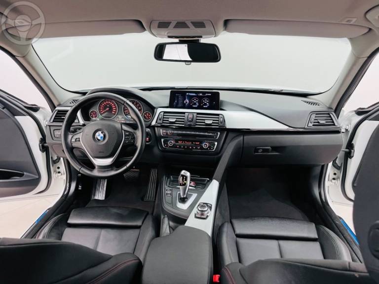 BMW - 320I 2.0 16V TURBO 4P AUTOMÁTICO - 2013/2014 - BRANCA - R$ 94.990,00